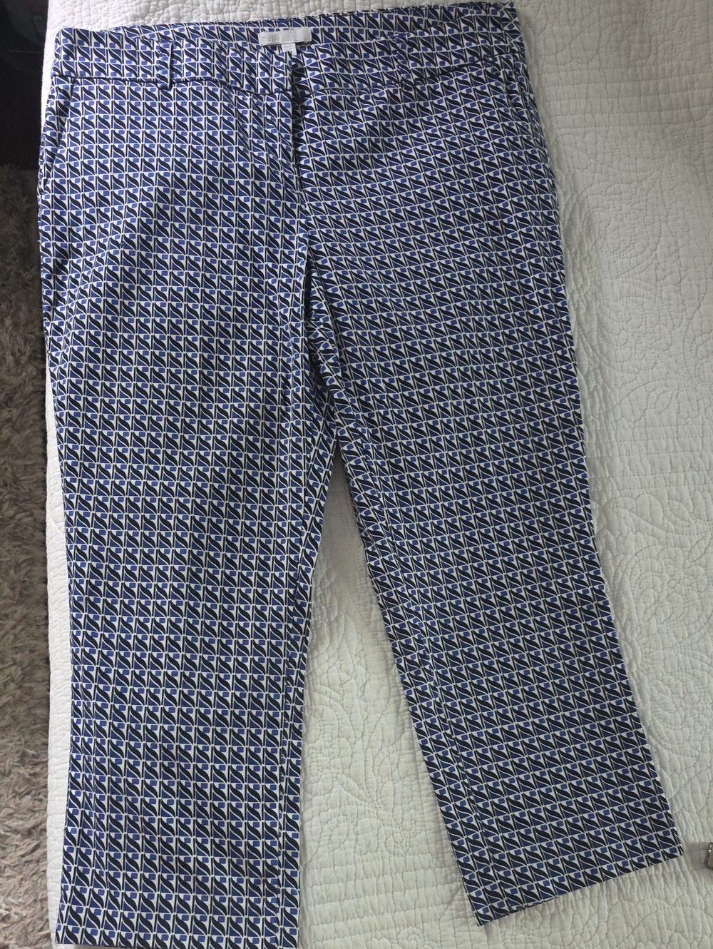 Dalia Navy & White Geometric Capris